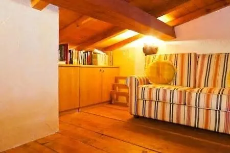 Vacanze A Casa Rosmarina *