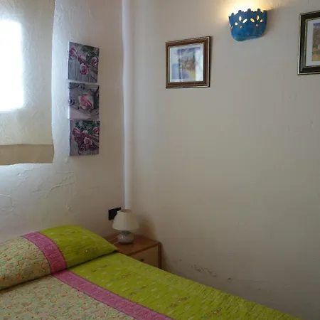 Vacanze A Casa Rosmarina *