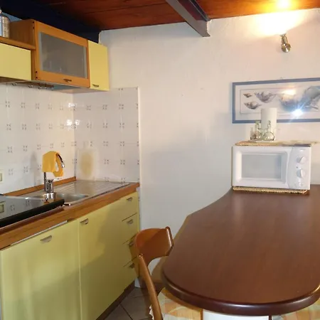 Holiday home Vacanze A Casa Rosmarina