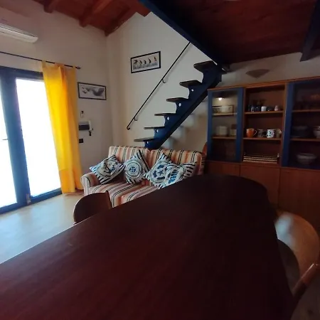Semesterbostad Vacanze A Casa Rosmarina