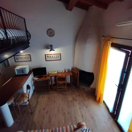 Semesterbostad Vacanze A Casa Rosmarina